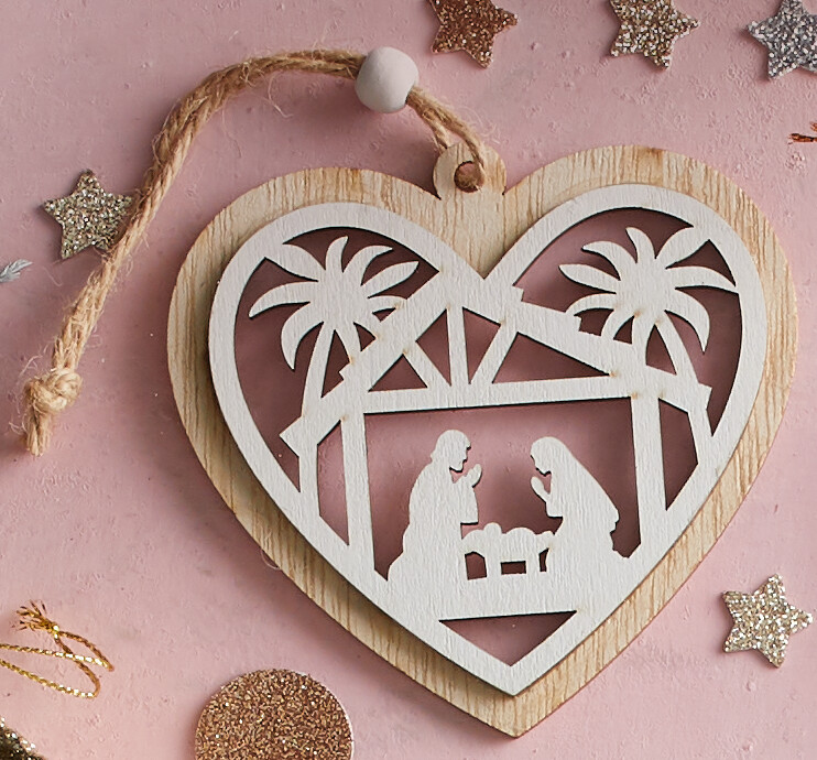 Heart_Nativity_Ornament.png