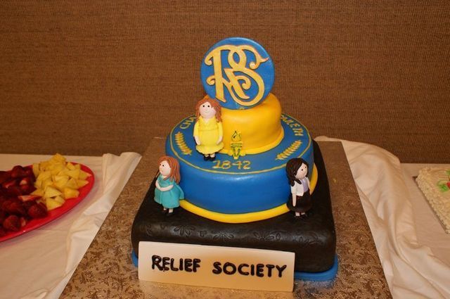 26 Mormon-Themed Cakes Almost Too Cool to Eat