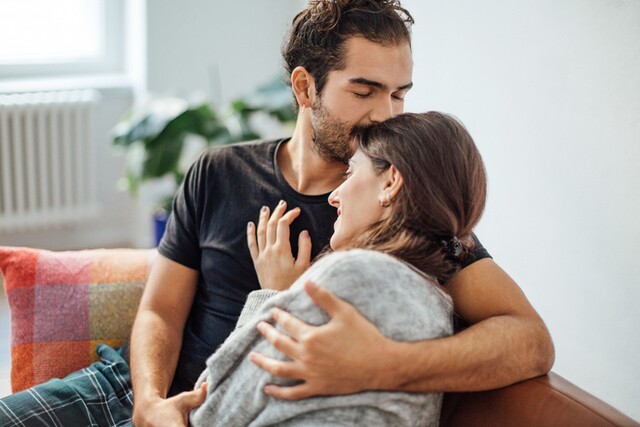 Latter-day Saint Therapist: How Research Supports Gospel Views of Sexual Intimacy That the World Gets Wrong - LDS Living