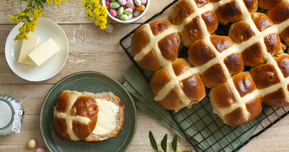 An Easy Good Friday Tradition For Your Family with Food Simple an-easy-good-friday-tradition-for-your-family-with-food-simple