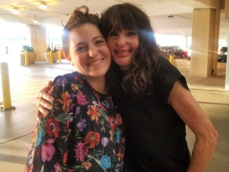 Stephanie Nielson (right) and her oldest daughter, Claire (left).