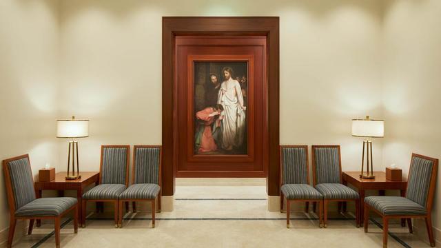 A waiting room in the Port-au-Prince Haiti Temple.