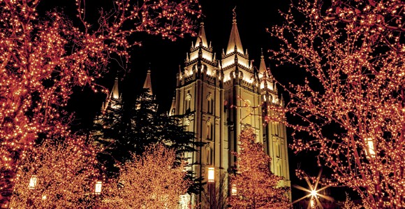 Photo Gallery: Temple Christmas Light Displays Around the World