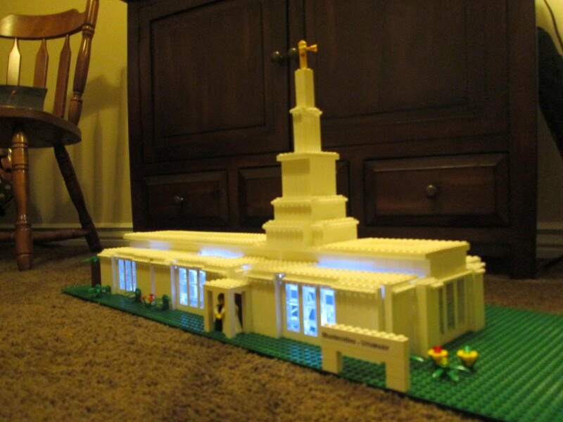 Unbelievable Mormon-themed Lego Creations