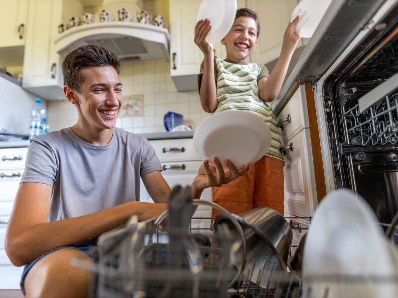 brothers doing dishes.jpeg