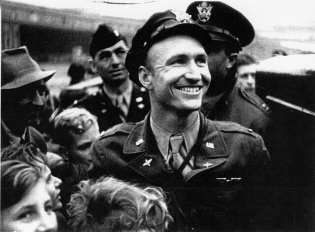 Berlin Candy Bomber: Small Decisions Can Change Your Life