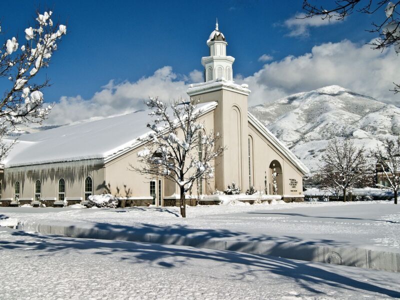 lds_meetinghouse_farmington_utah.jpg