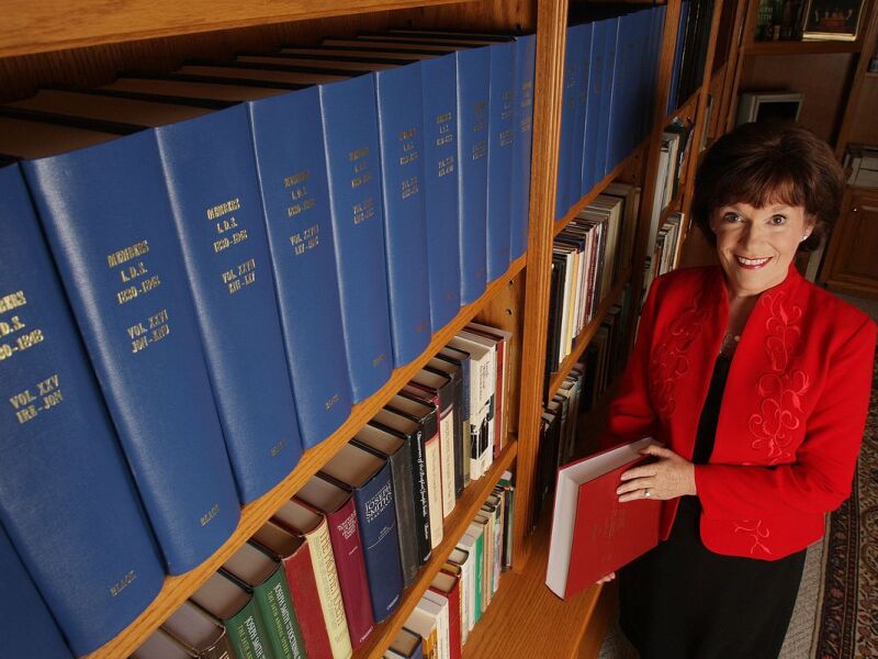 Susan Easton Black.jpg