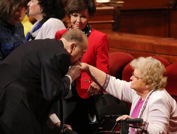 Photos: Our 30 Favorite Moments from General Conference