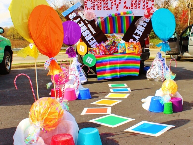 50 Ways to Dominate at Trunk-or-Treat Decorating