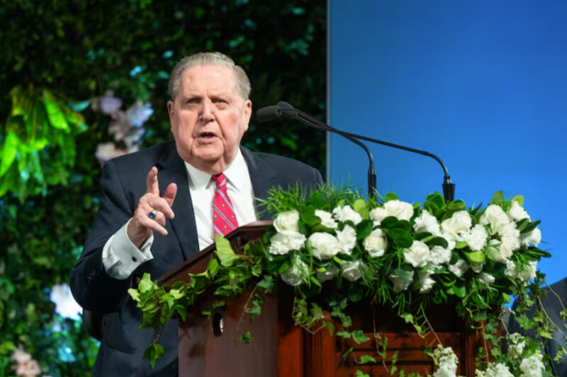President Jeffrey R. Holland speaks at a multistake conference in Santo Domingo, Dominican Republic, on Sunday, November 10, 2024.