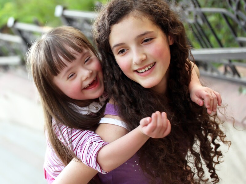 Happy,Girls,In,The,Park.