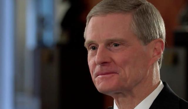 Elder Bednar speaks about receiving answers to prayers