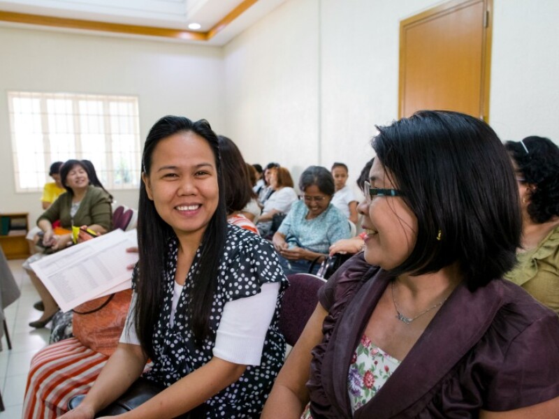 philippines-church-meetings-attendance-classes-prayer-1354943-wallpaper.jpg