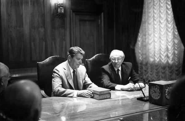 9 Amazing Photos of Prophets Meeting Presidents