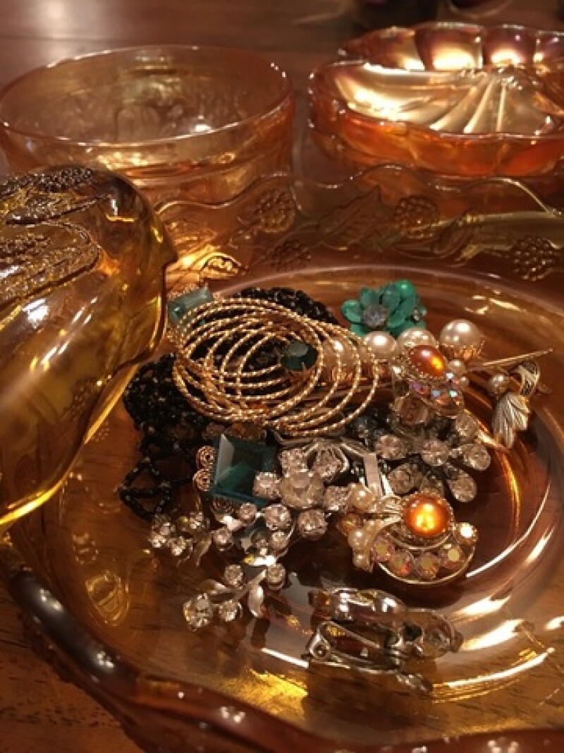 KaRyn's jewlery dish.