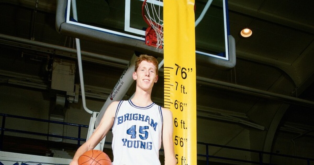 Former NBA player and Latterday Saint Shawn Bradley left paralyzed