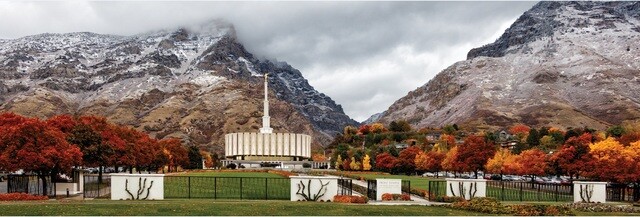 15 Exquisite Images of Temples in Fall