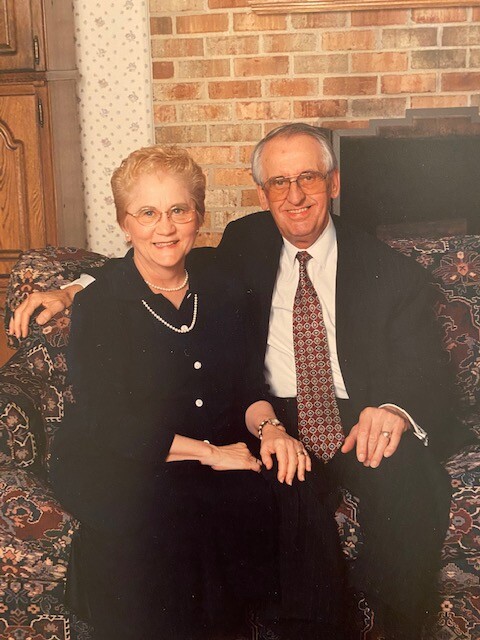 ed and lois scholz.jpg