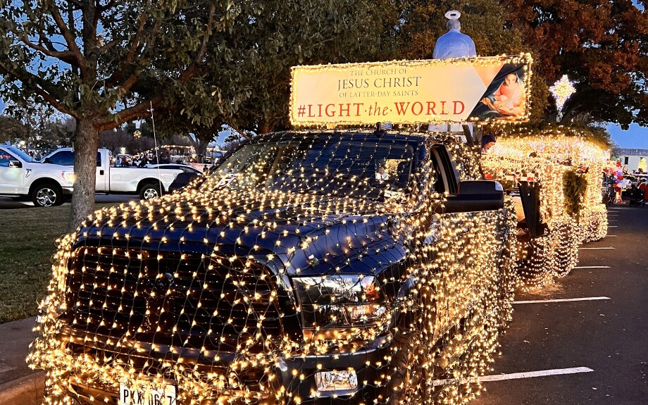 A front view of the Fredericksburg branch nativity float.