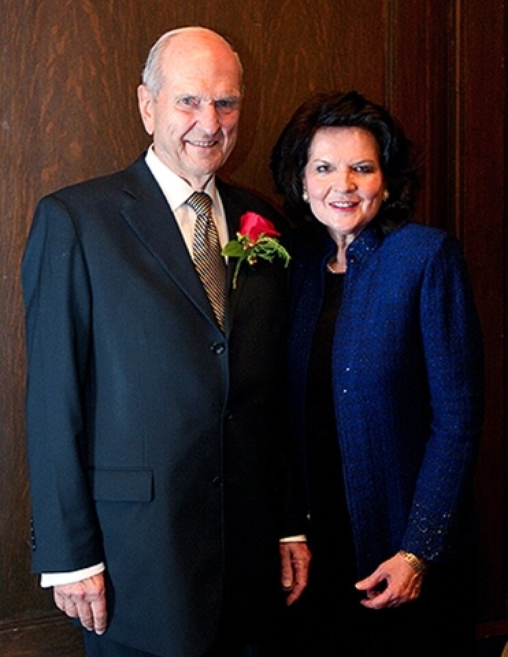 What the Wives of the First Presidency and 12 Apostles