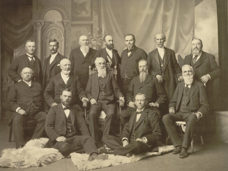First_Presidency_and_Twelve_Apostles_1898.jpg