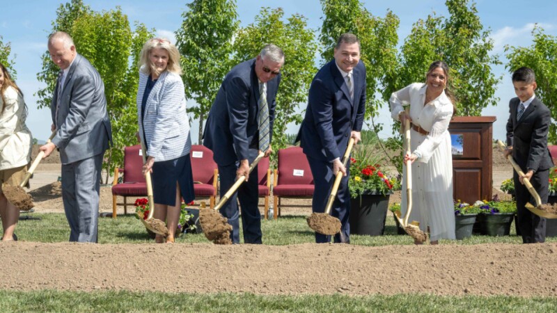 240601_TempleGroundbreaking_225-(2)-(1).jpg