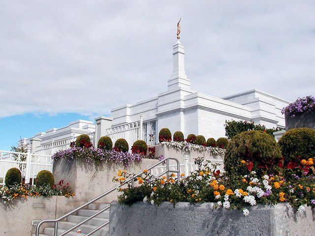 50 Breathtaking Photos of Temple Gardens