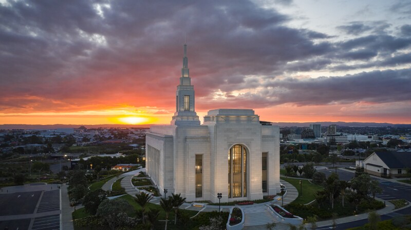 The Auckland New Zealand Temple of The Church of Jesus Christ of Latter-day Saints