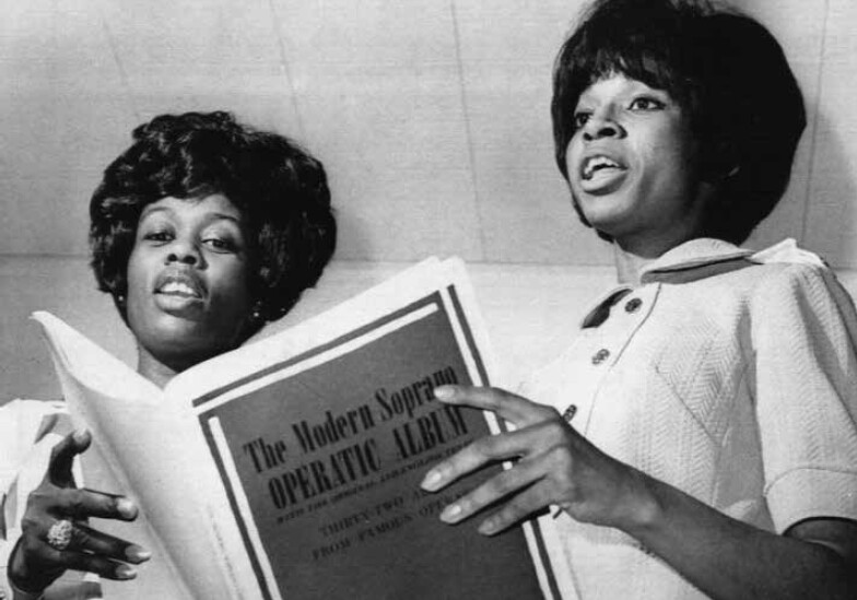 Black Tabernacle Choir members