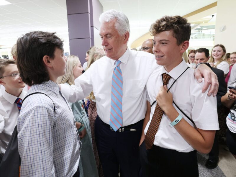 Elder Uchtdorf at FSY.chn