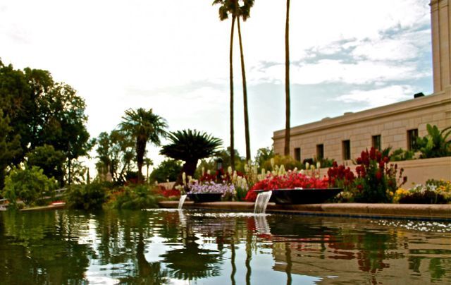 50 Breathtaking Photos of Temple Gardens