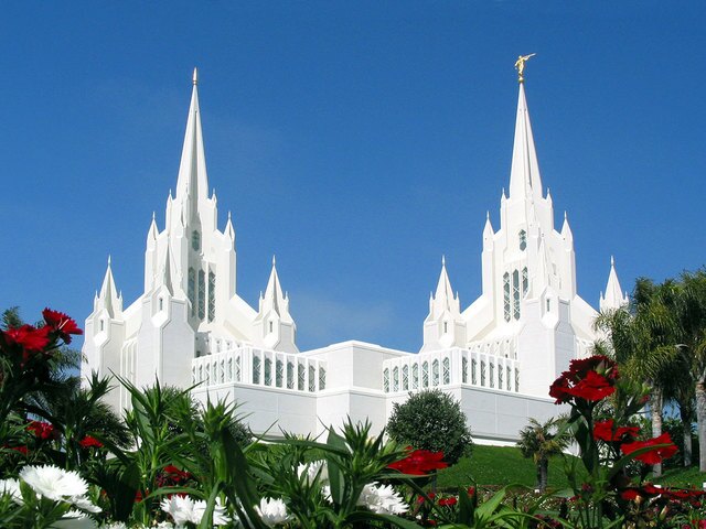 50 Breathtaking Photos of Temple Gardens