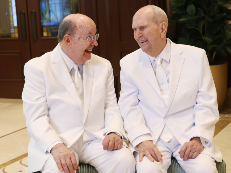 Elder Cook and President Nelson at Syracuse Temple open house