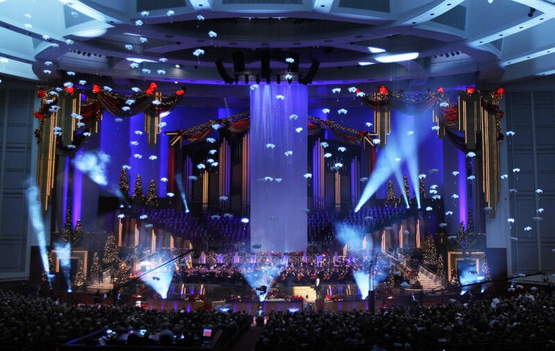 dnews 23.choir.1212.chn