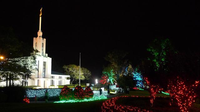 Photo Gallery: Temple Christmas Light Displays Around the World